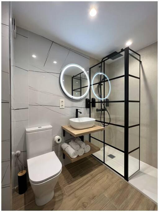 Elegance Lifestyle - Parking Gratuito! Apartman San Sebastián Kültér fotó